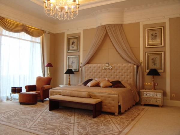 European Leather Uphostery King Hotel Furniture Set With Fabric Chaise Lounge