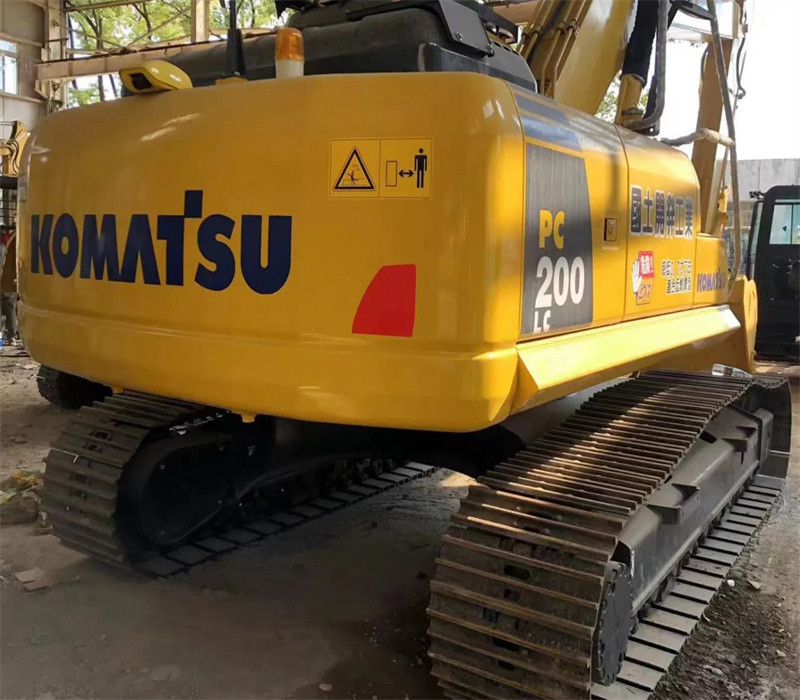 100Hp-500Hp Used Excavator Digger 2.5 Cubic Meters Secondhand Digger komatsu pc200