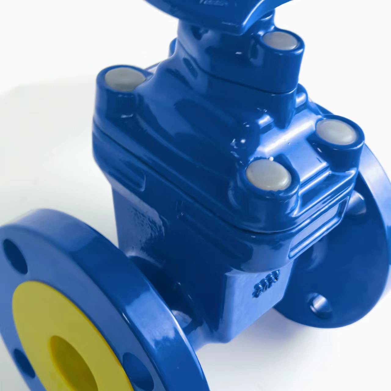 in stock 4 inch Wafer Lugged type ductile iron steel butterfly valve manual