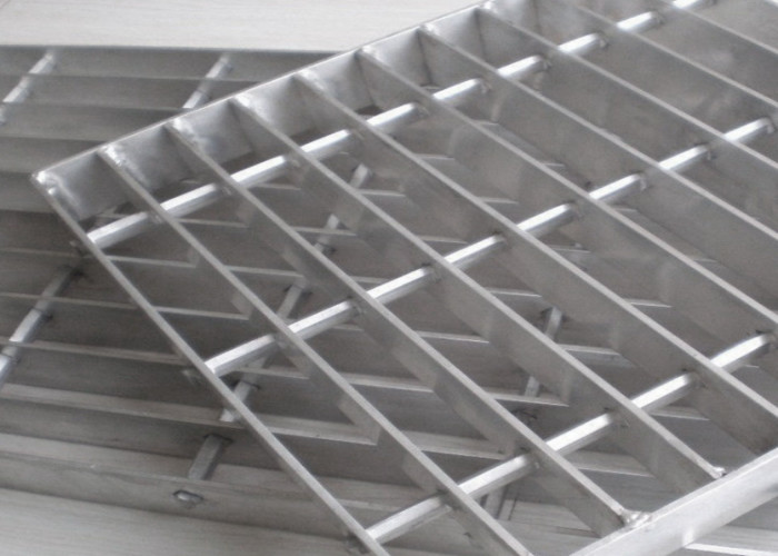 Heavy Duty Anti Slip Stainless Steel Walkway Grating Durable Industrial Flooring