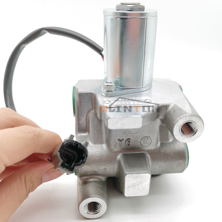 Excavator Hydraulic Pilot Operated Valve 4609630 For Hitachi ZX120-3 ZX200-3 ZX210-3 ZX330-3 ZX350-3