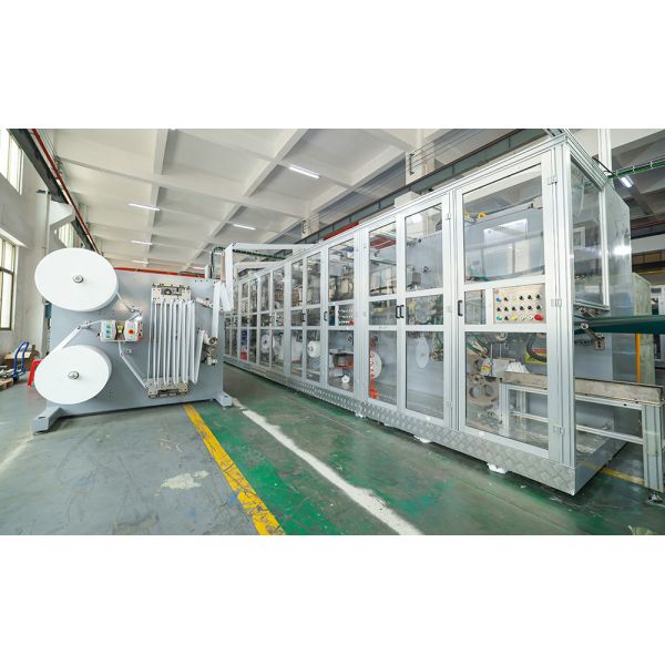 Advanced Baby Diaper Making Machine 800pcs/min Stable Production CE Certificate