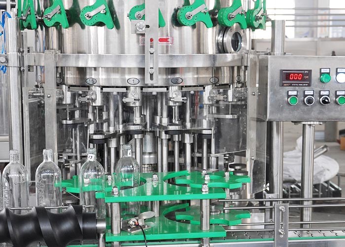 SUS316L Soda Water Filling Machine , Rotary Tray Automatic Beer Bottle Filler