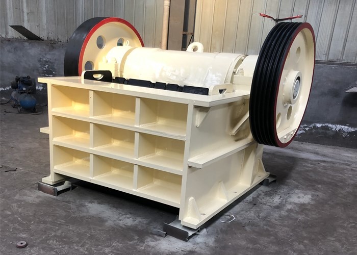 PE 500 X 750 Granite Jaw Crusher Equipment For Stone Crushing Complete Line