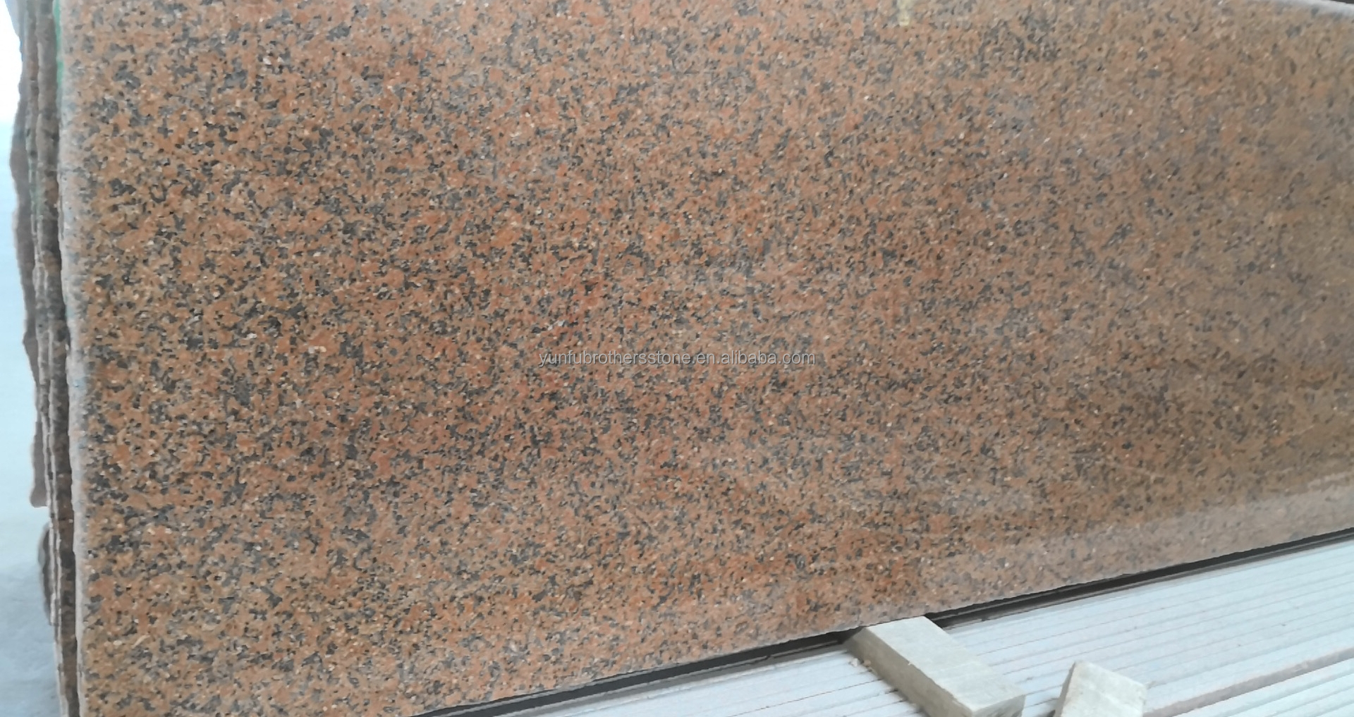 Chinese Granite Stone Cut-to-Size in Modern Luxury Style for Polished Kitchen Countertop