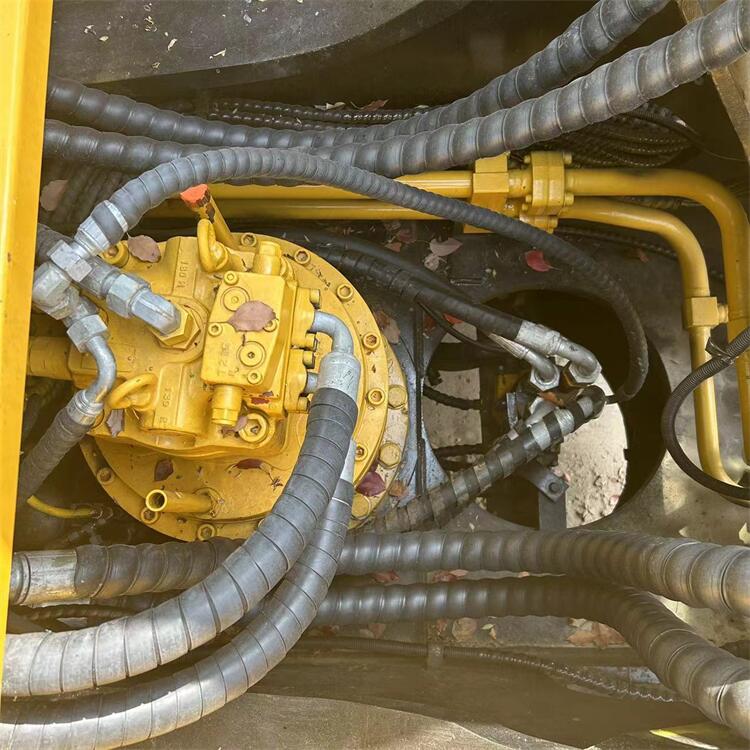 Second-Hand Sany 305 Excavator with Original Hydraulic Cylinder and 728 Working Hours