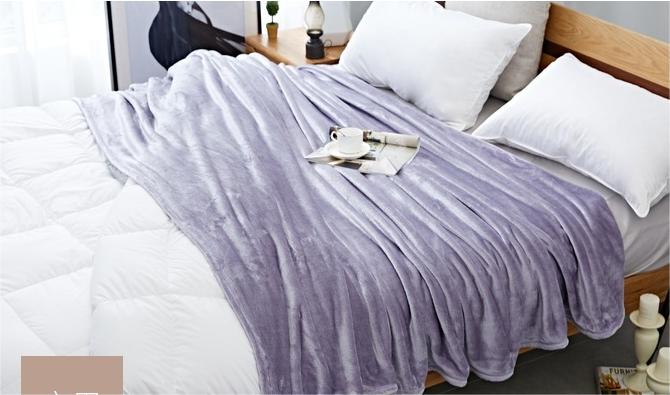 Decorative All-Seasons Leisure Blanket with Added Velvet Coral Cover Flannel Blanket