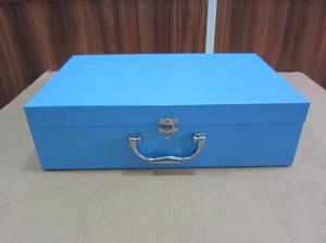 China Cardboard suitcase in blue color luggae boxes with metal closure and handle for children on sale