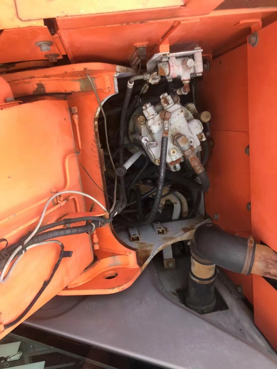 Used Hitachi 135us Excavator For Sale At A Very Competitive Price, Welcome Buyers