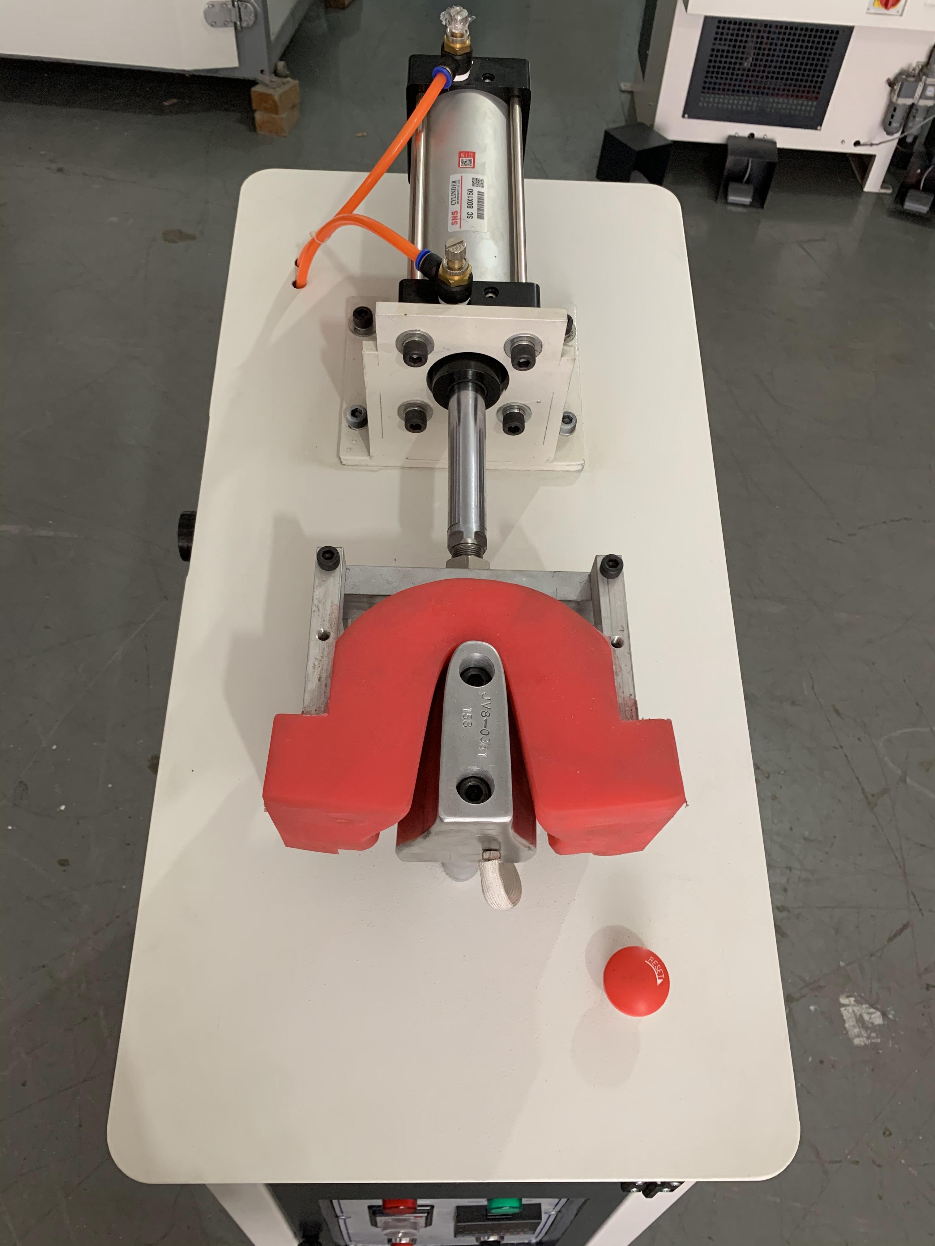 Single Station Hot Melt Adhesive Counter Molding Machine For Shoe Heel Back Part Setting