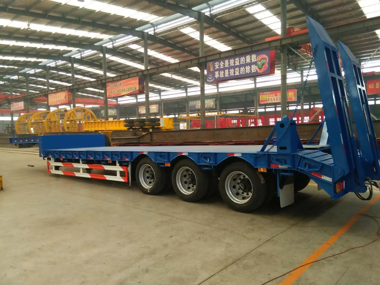 Hydraulic Multi Axle 35-100 Ton Bulk Cargo Carrier Lowboy Trailer Within Your Budget