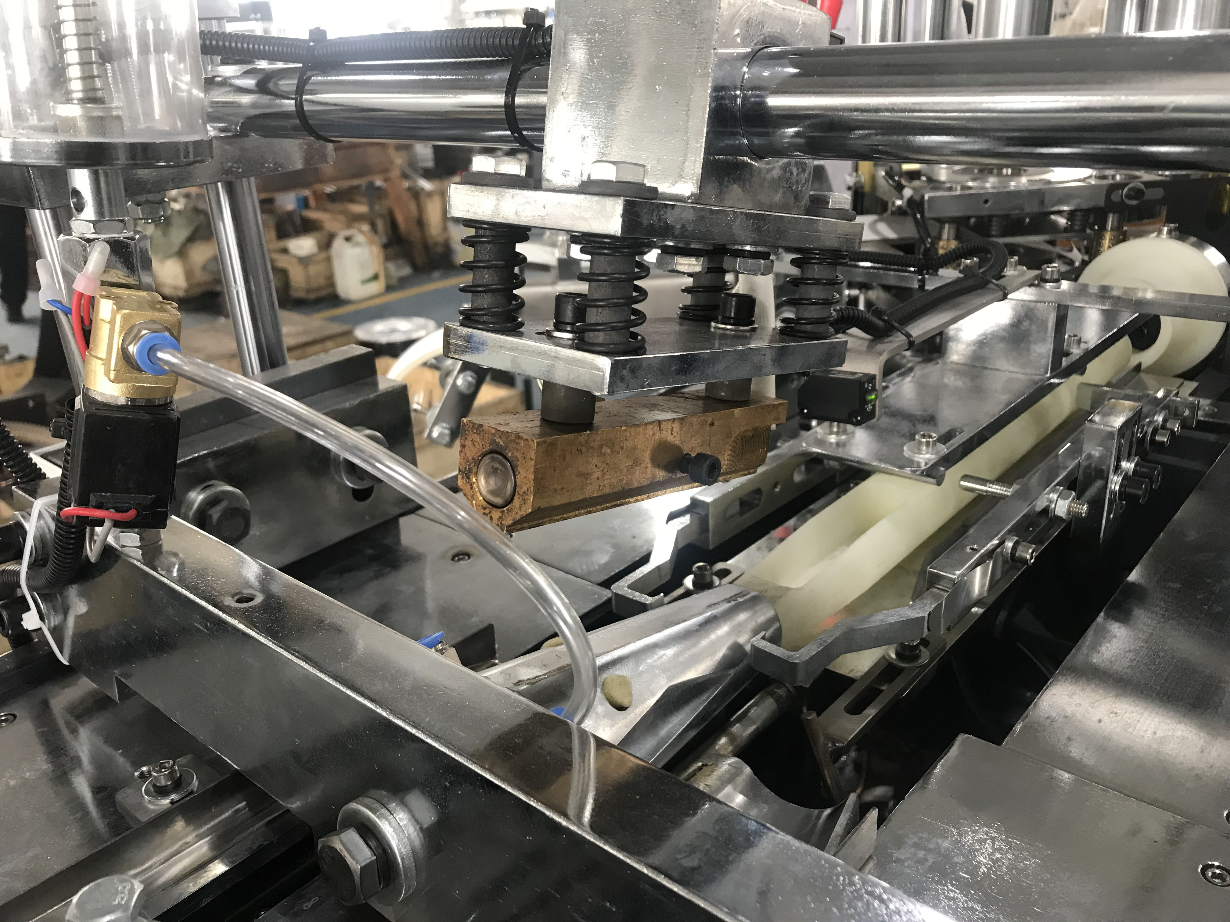 Paper Cup Forming Machine Disposable Ultrasonic Fully Automatic Cup Making Machine