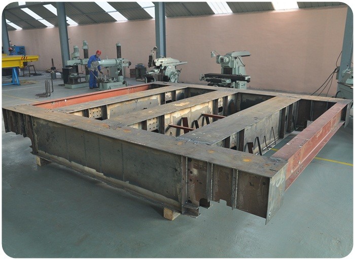 Molding transfer trolley Inside