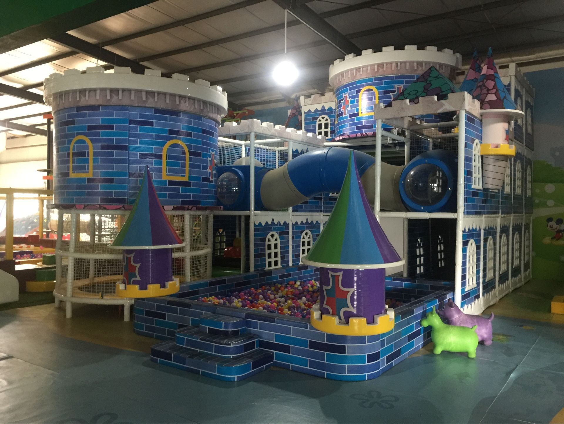 New Arrival Kids Entertainment Equipment Indoor Foam Play Area with Big Ball Pool