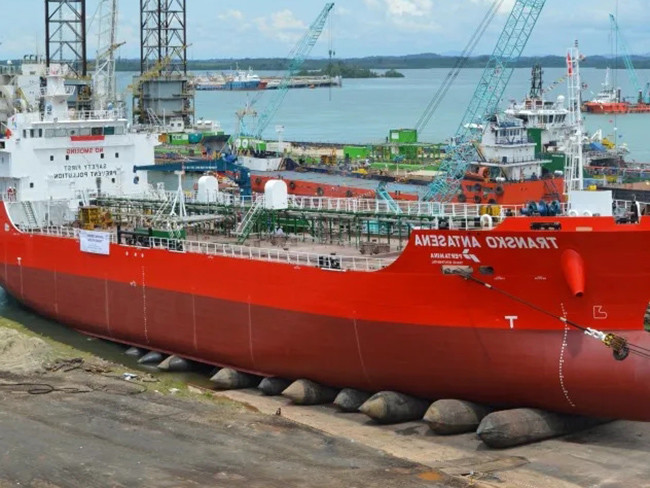 Hongruntong Marine Ship Launching Airbags Explosion Proof 5-15 Ply Thickness