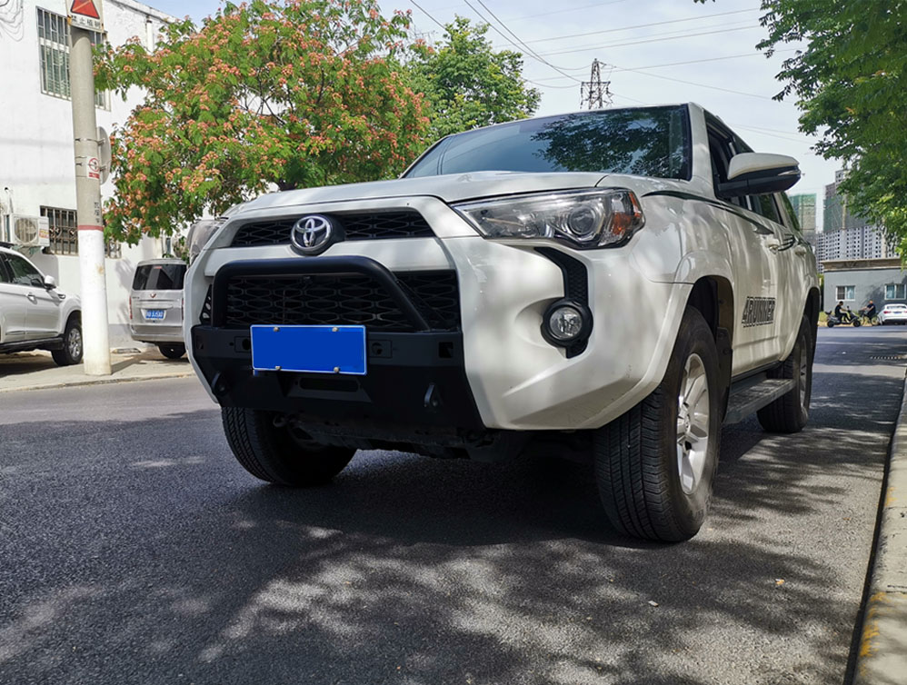 210*66*75CM Steel Rear Bumper for Toyota 4 runner Protection Function