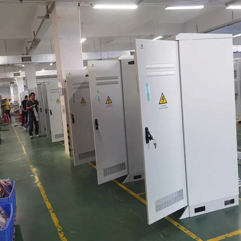 Outdoor Telecom Equipment Weatherproof Data Cabinets 18U 22U 32U