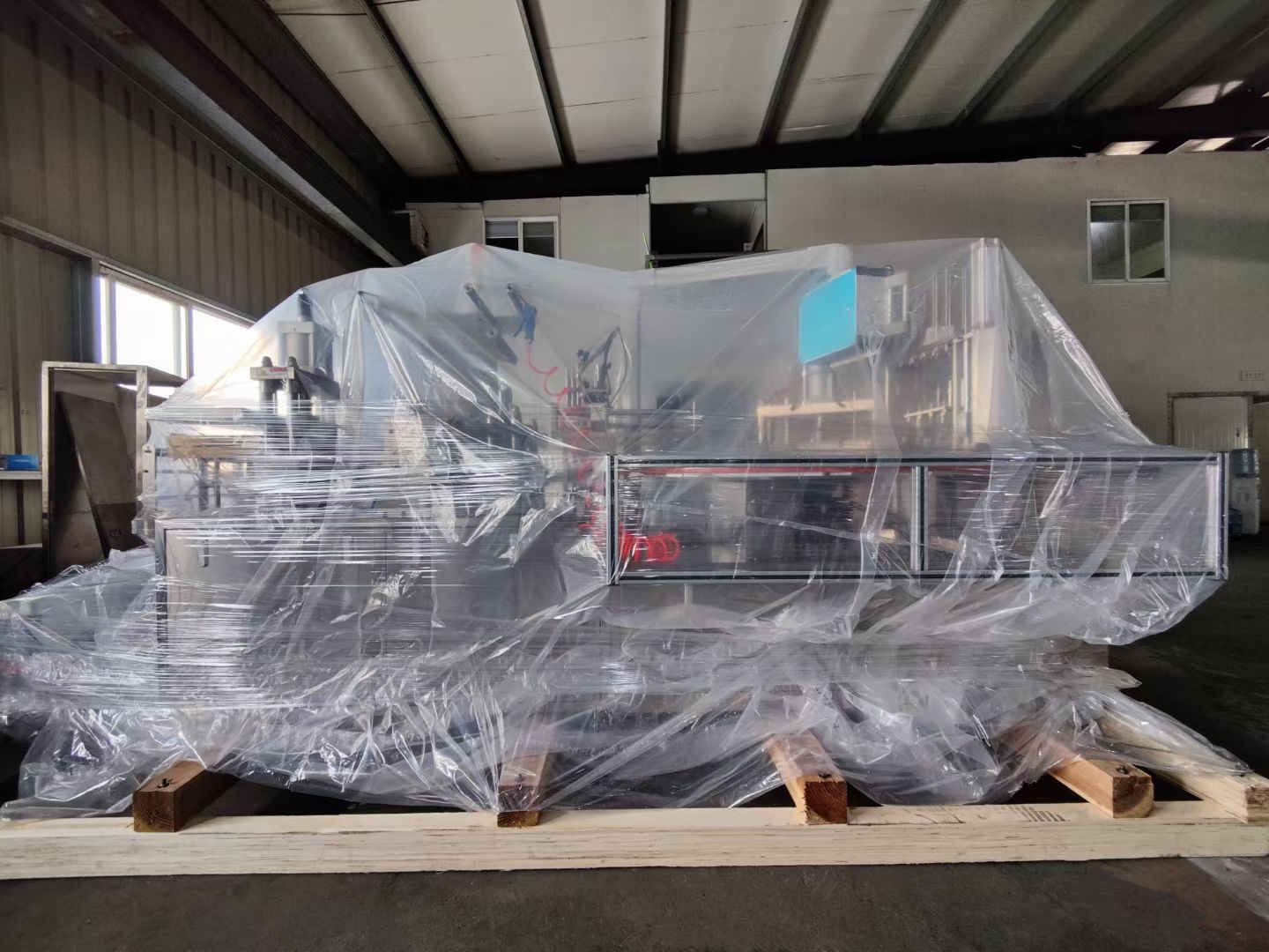 Customizable and Easy to Operate Pvc Blister Pack Sheet Making Machine for Cosmetics