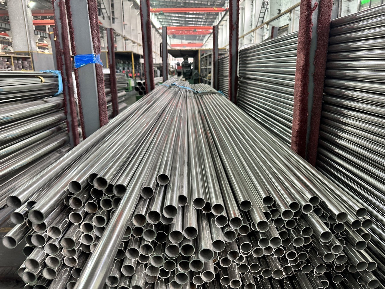 Astm Stainless Steel Products Decoiling 35mm Stainless Steel Pipe Hair Line
