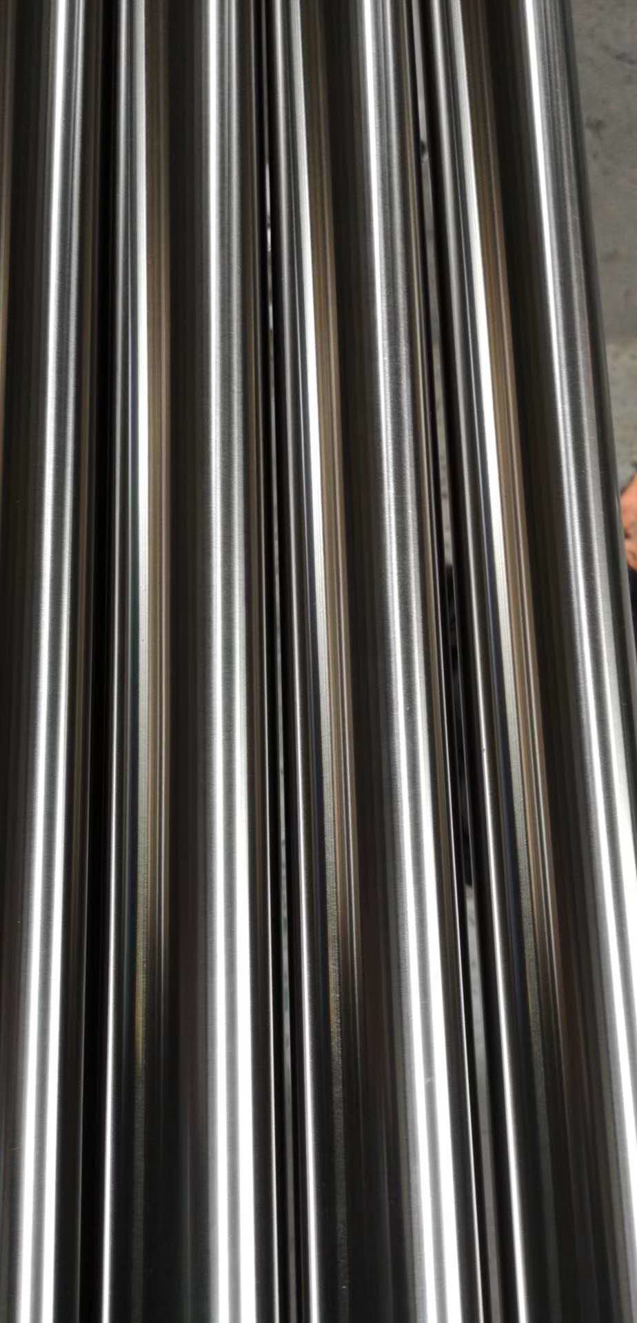 ASTM 304 / 304L Stainless Steel Welded Tube With Bright Mirror Polished Flexible