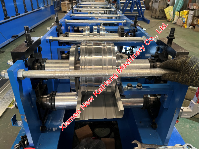 0.4mm-0.6mm Galvanized Roof Fascia Roll Forming Machine PLC Control System, Full Automatic Fascia Rolling mills