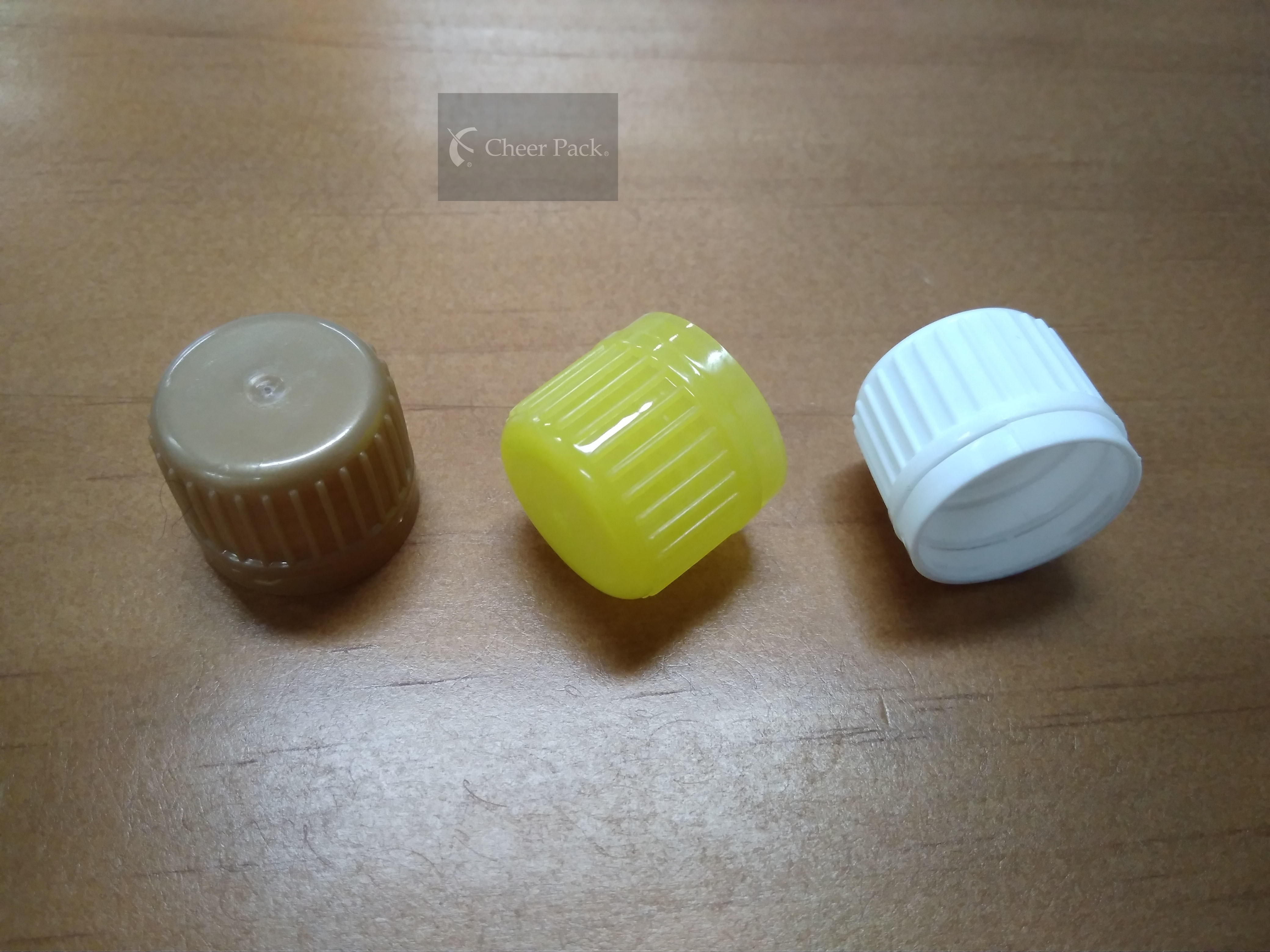 Plastic Twist Spout Cap For Plastic Liquid Pouch Packaging , Food Grade Material
