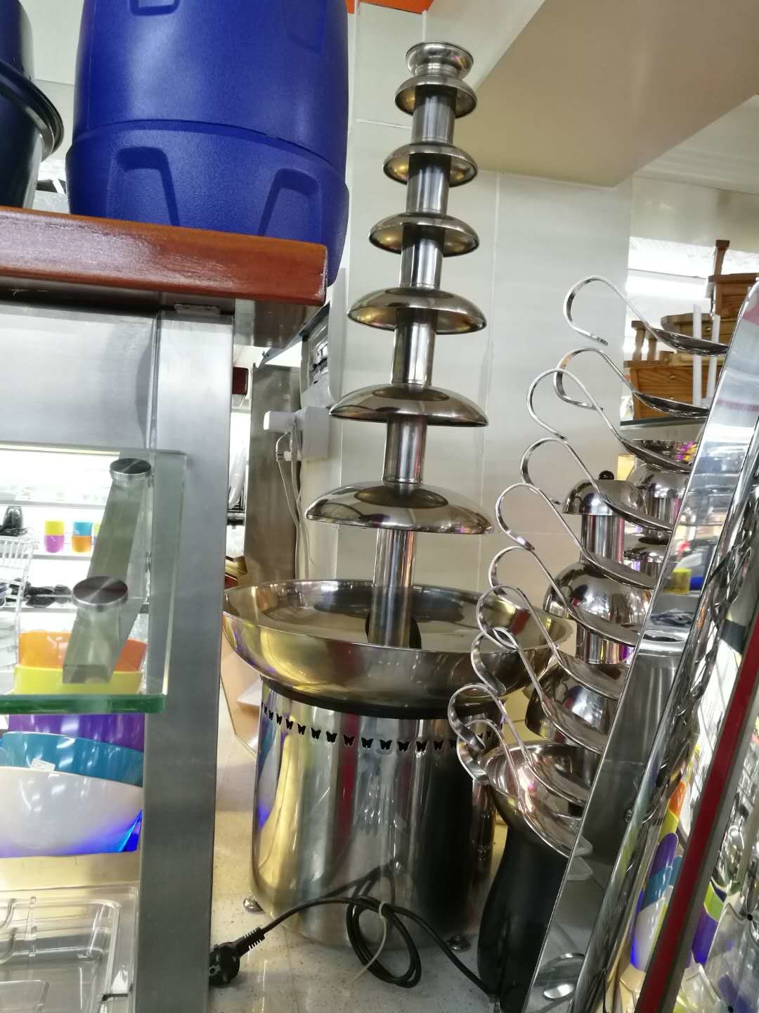 2-6 Layer Electric Chocolate Fountain For Banquet Stainless Steel 304 Material