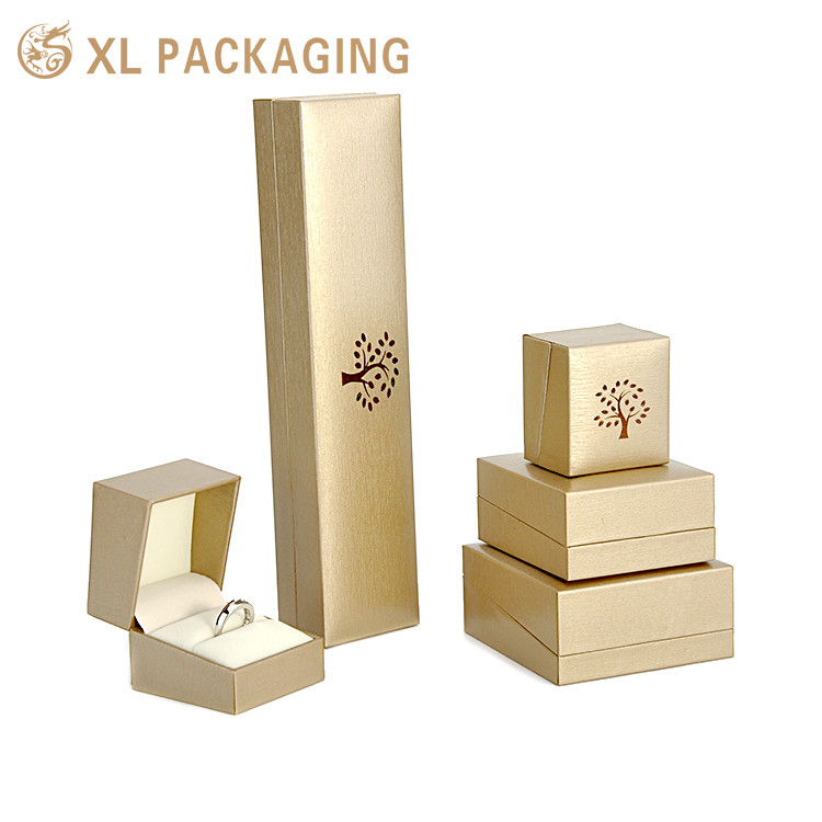 Custom Logo PU Leather Jewelry Box for Packaging Pendant Bangle Bracelet Necklace Set