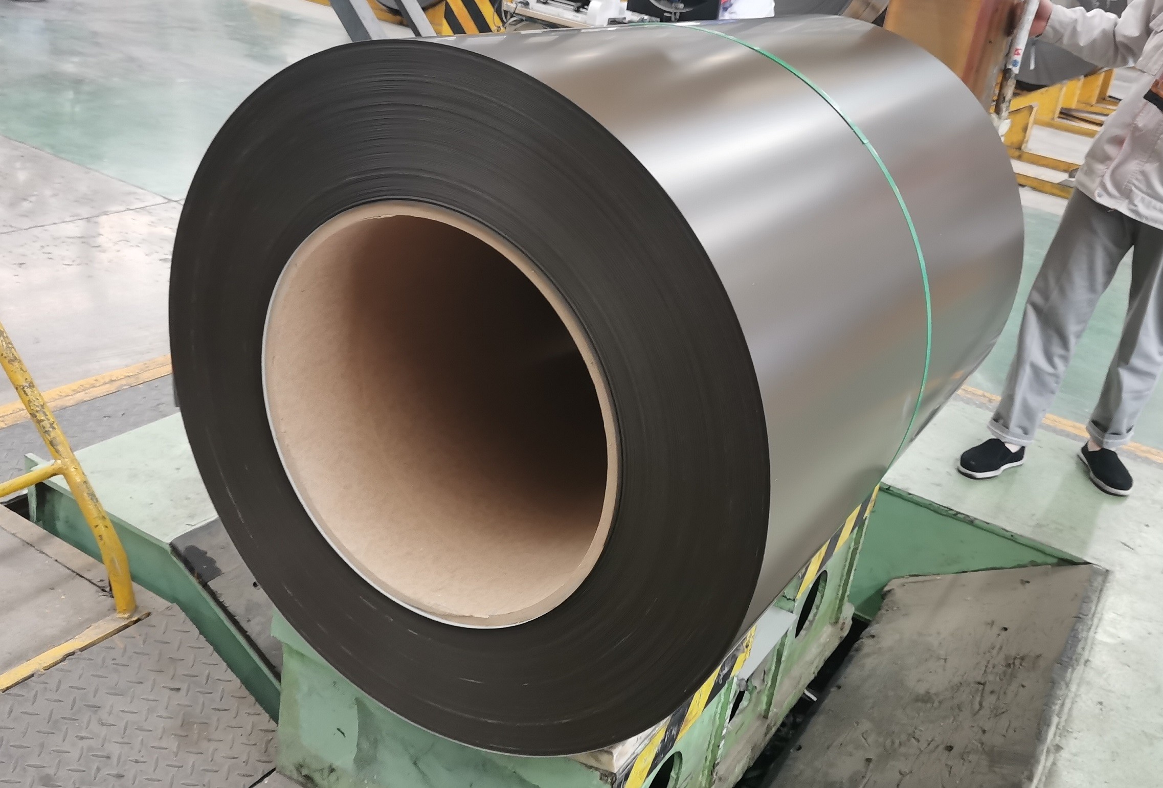 Z60 PPGI PPGL Coil KCC/Nippon Paint Color Coils Pre-Painted Steel Coil GB/T2518-2004