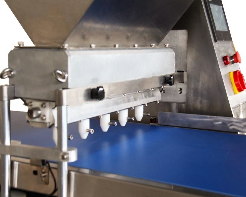Automatic cake making sponge cup cake cookies forming making machine
