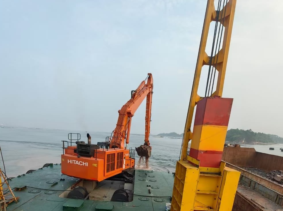 CAT HITACHI KOMATSU Excavator Long Reach Boom