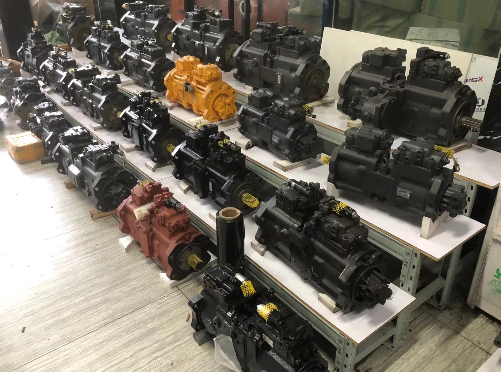 Excavator Hydraulic Main Pump K7V63DTP-OE23/YY10V00009F6/SK140-8 For Construction Machinery