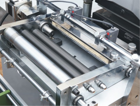 220V 380V Paper Core Machine 420mm Automatic Die Cutting Machine