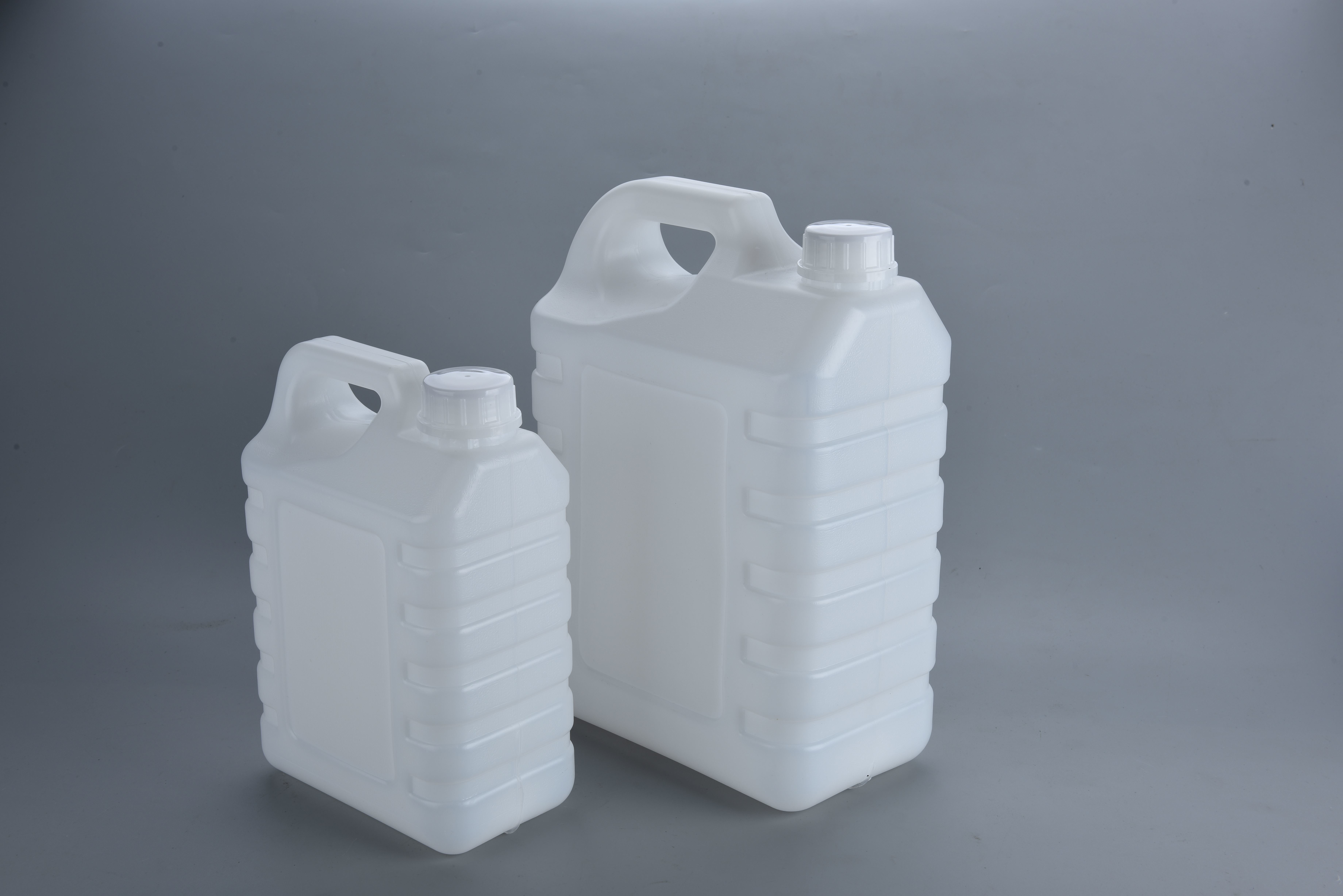 6L Customized Plastic Jerry Can Spot Order Or Process Options Available