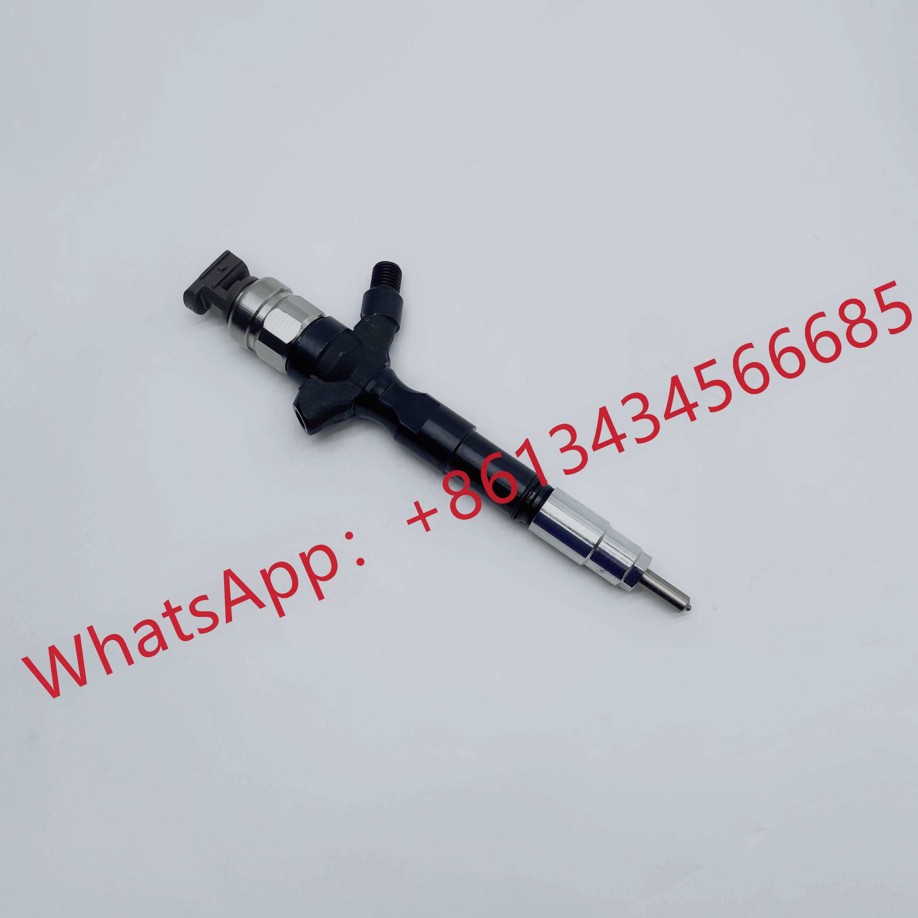 23670-30280 Petrol Fuel Denso Common Rail Injector For TOYOTA Hiace 095000-778X 23670-39185