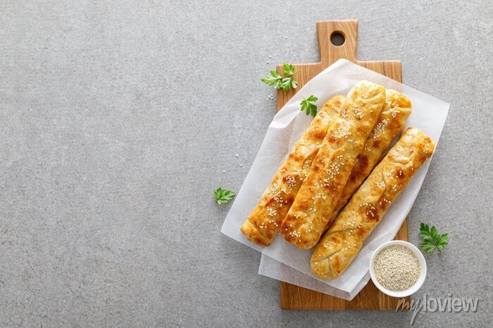 3800pcs/H Chinese Meat Pie Production Line Raw Stuffed Strudel Rolls Meat Pie Machine Maker