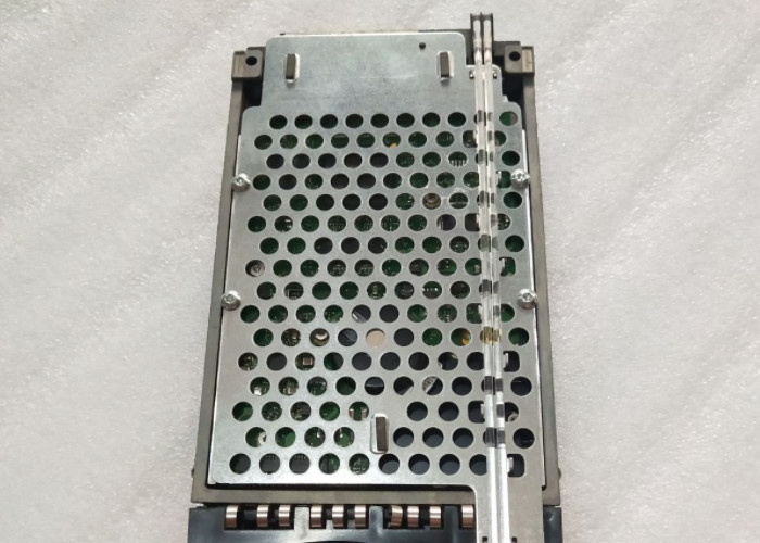 IBM Hard Disk 10N7223 03N6337 03N6334 03N6335 300G 10K 3.5inch P520 P550