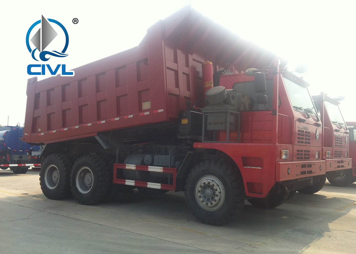 HOVA 60 Ton 6x4 Mining Heavy Duty Dump Truck for Transport , Red