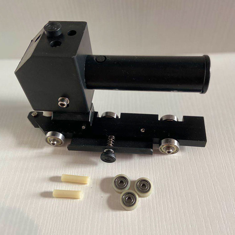 Warm edge spacer tools for install spacer on glass