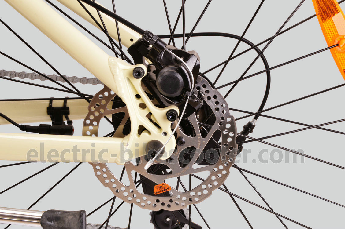 7 Speed Electric Mountain Bicycle 32km/H , 26 Inch Electric Mountain Bike Mid Gear Motor