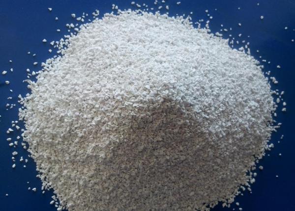 White Calcium Hypochlorite Powder For Silk Fiber Fabric Bleaching And Purificati