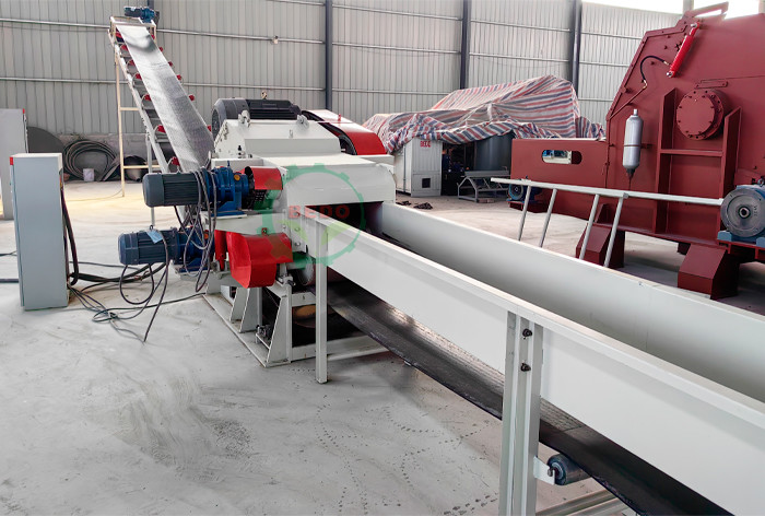 75kw Electric Bamboo Chipper Shredder Machine Inlet Size 240*540mm