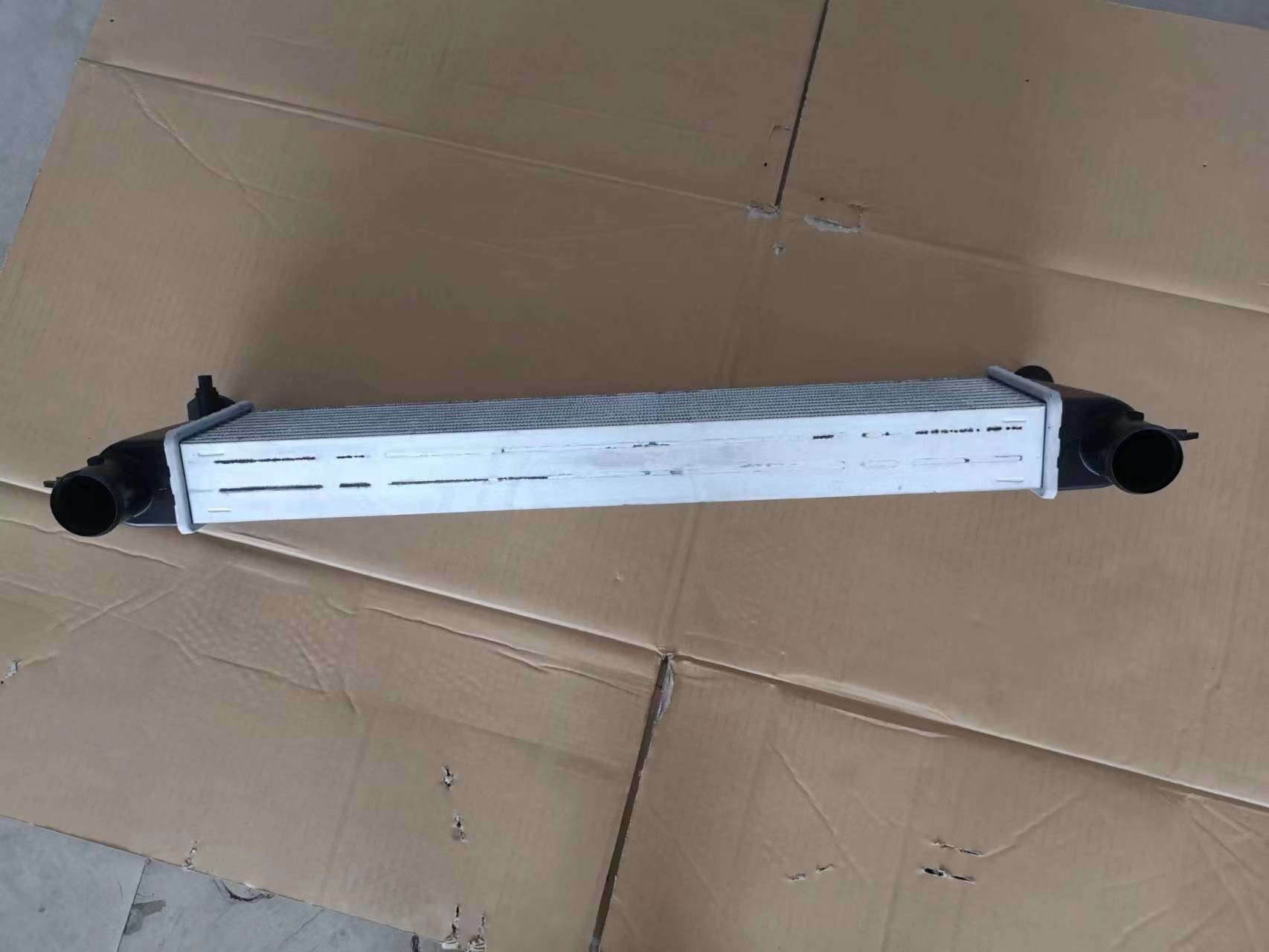 8980906274 Dmax Intercooler Plastics And Aluminum Charge Air Cooler Core Size 665*152mm