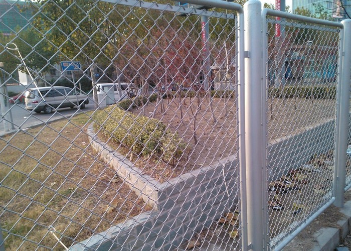 Aluminum Chain Link Fence Fabric Waterproof 50x50 Mesh White Color