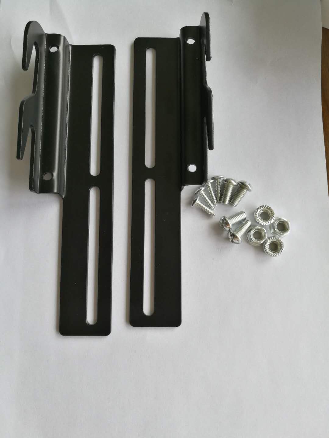 Modern Simple 40mm Width Heavy Duty Furniture Connector Bed Frame Corner Bracket