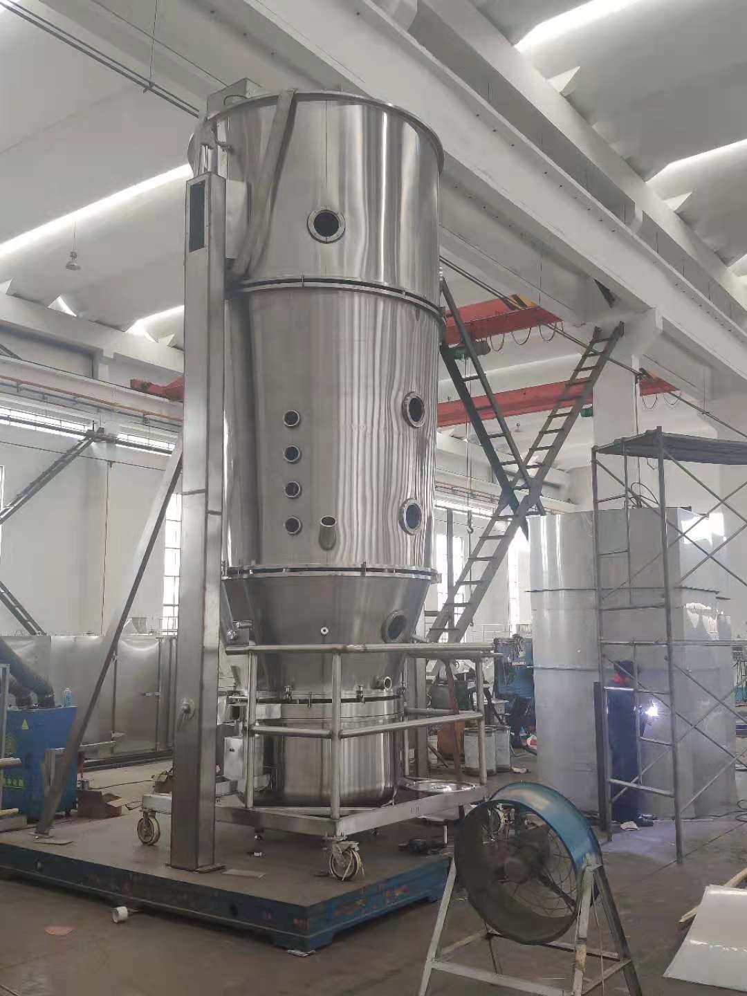 30KG To 90KG Industrial Vertical Fluid Bed Dryer Mechanism SUS316L