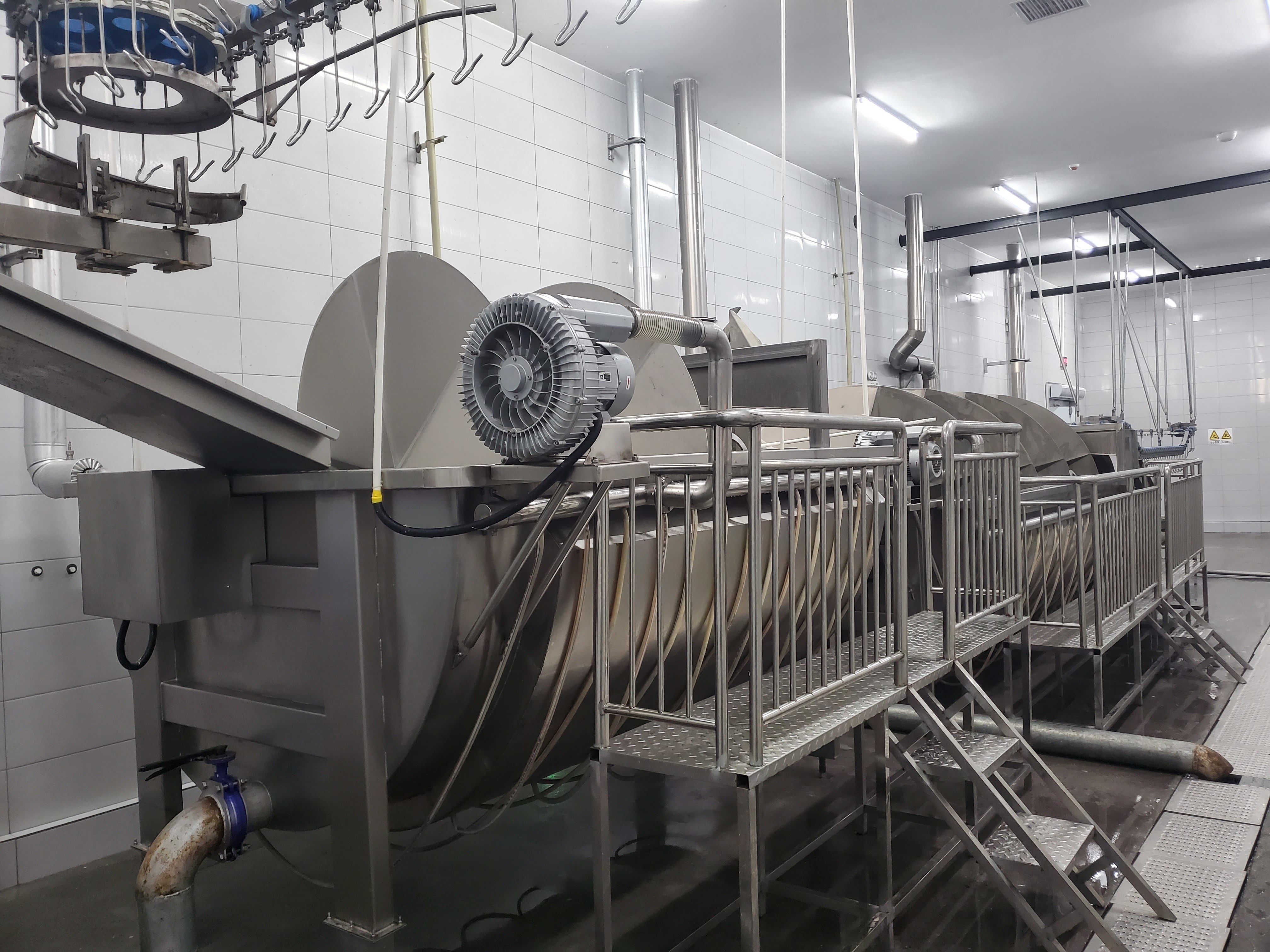Spiral Poultry Pre Chiller Machine For Chicken Slaughtering Machine Plant 1500Bph