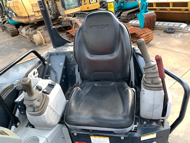 Original Hydraulic Cylinder Used Mini Excavator 3 Ton With 0.1 M3 Bucket Capacity