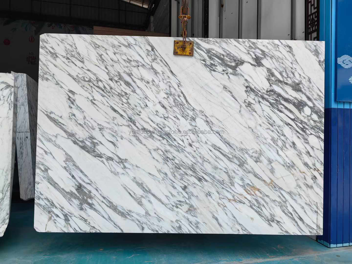 Wall and Flooring Modern Design Snow White Marble Table Top with Brown Veins