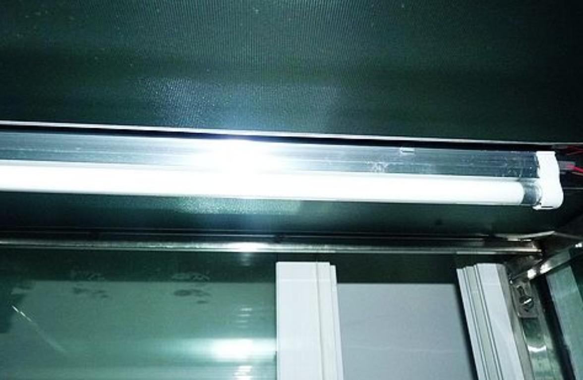 Cake Display Glass Freezer 1100Watt